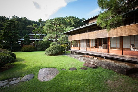 三養荘 静岡県