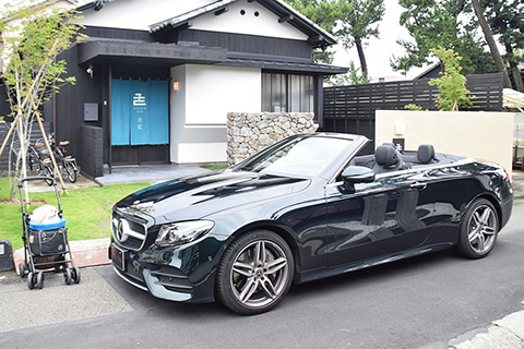 【E 400 4MATIC Cabriolet Sports】の愛犬旅適正度に中村が迫る！