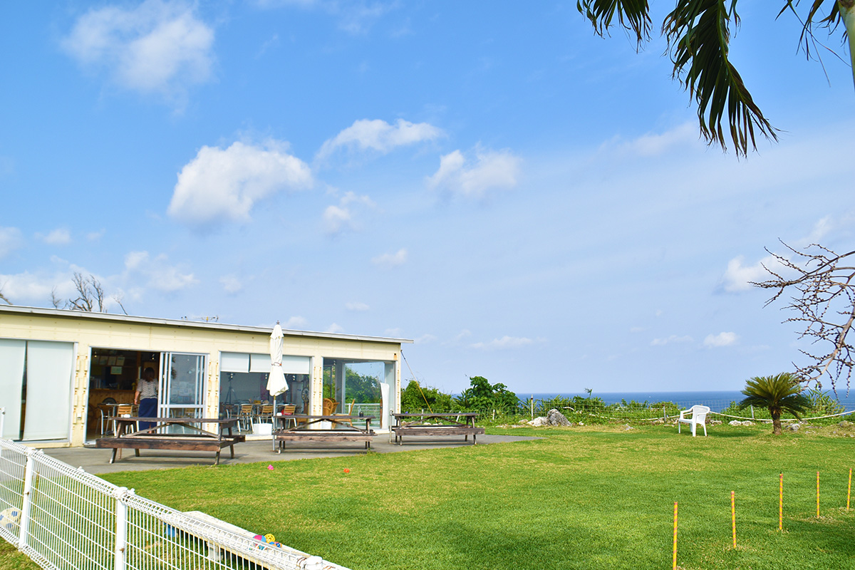 カフェ コテージ Ocean Breeze 沖縄県 ペットと泊まれる宿 犬と旅行 トラベルウィズドッグ カフェ コテージ Ocean Breeze 沖縄県 ペットと泊まれる宿 犬と旅行 トラベルウィズドッグ